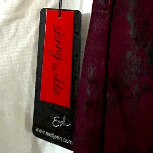 EARL Jeans: WHITE (Skinny Ankle) w/BLUE 🧵EMBROIDERED HEM-Denim, SIZE 12P, NWT! - Picture 8 of 14